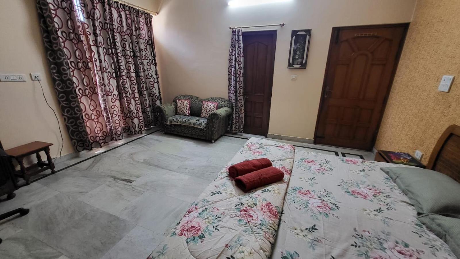 Sunlit - The Luke Apartment Lucknow